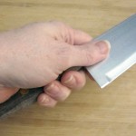 knifePinch2